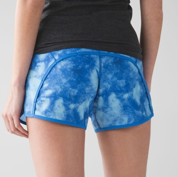 Lululemon Run Times Short 4-way Stretch Tidal Trip Pipe Dream Blue Size 6 - Picture 2 of 14